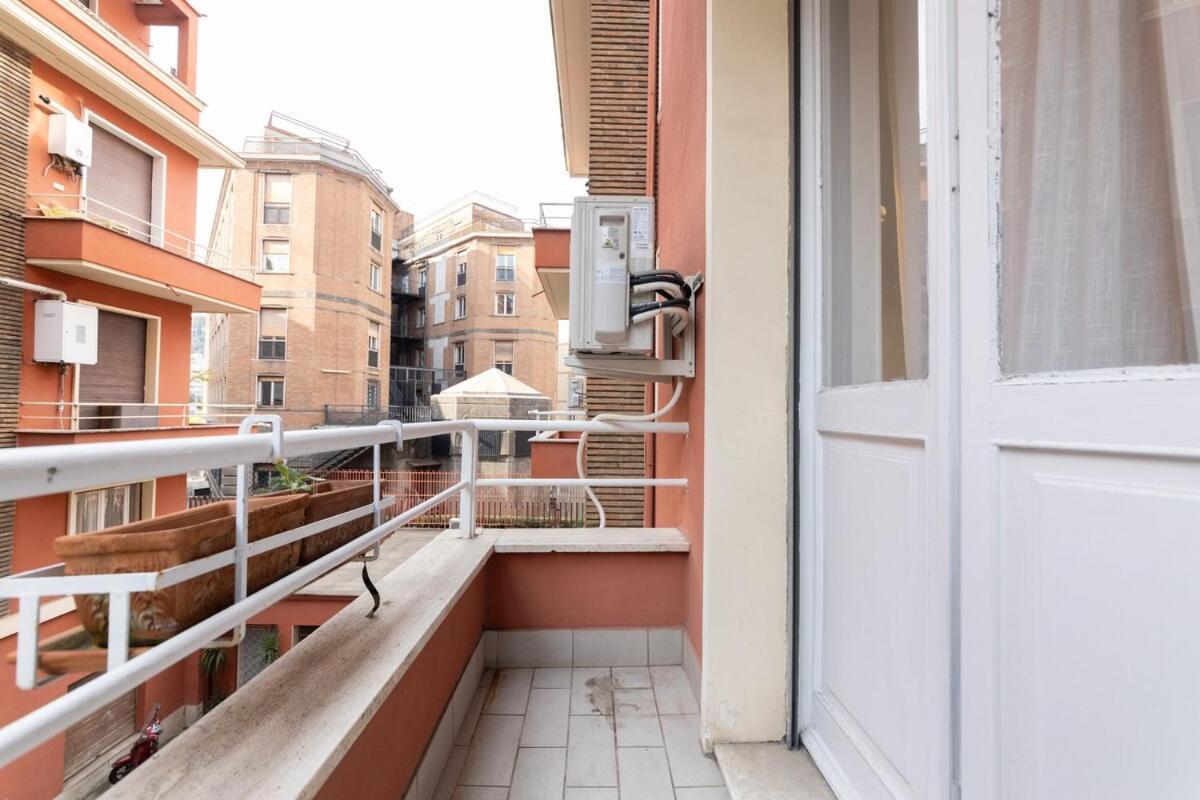 Apartment 10 Min Citta Del Vaticano-stadio Olimpico Lucia 1bdr